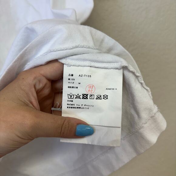 Comme Des Garcobs PLAY Red Heart Tee In White Size Medium - Picture 5 of 7